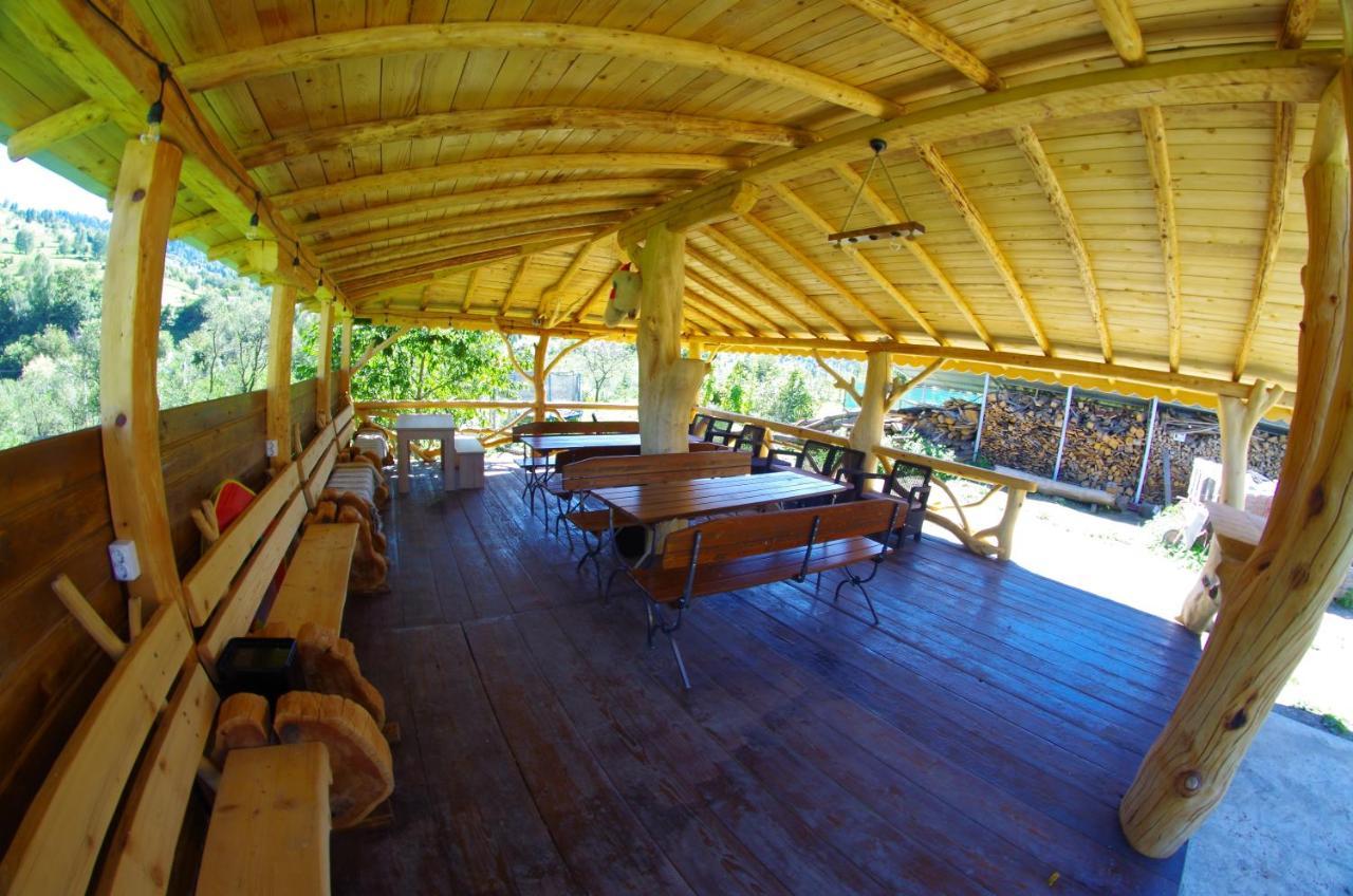 Casa Tucan Ceahlau Ngoại thất bức ảnh