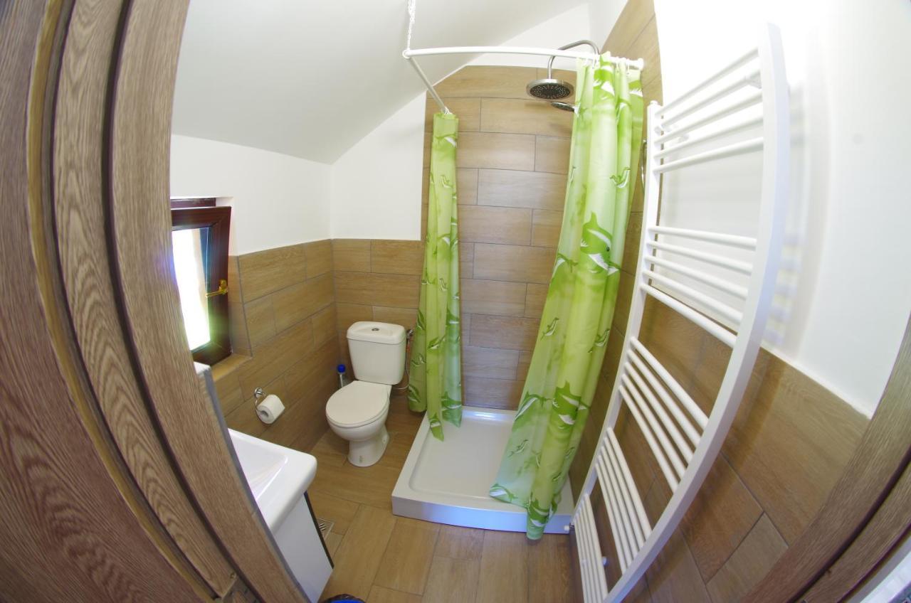 Casa Tucan Ceahlau Ngoại thất bức ảnh